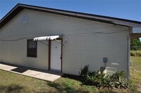 Building Photo - 131 Denton Ave