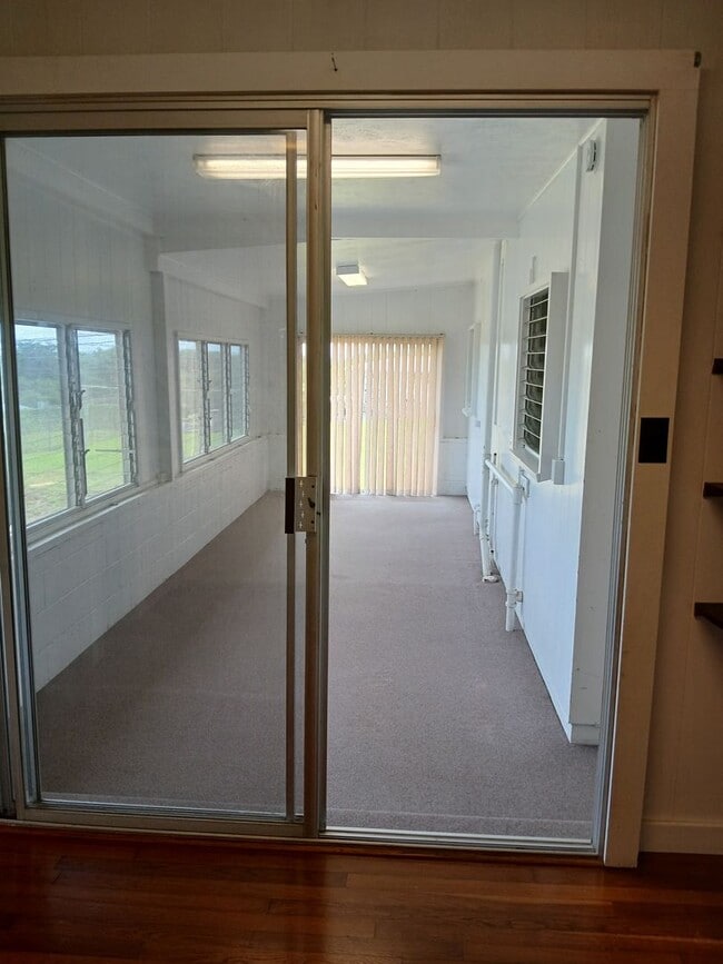 Building Photo - Charming 3BR/1.5BA Home in Pepe'ekeo