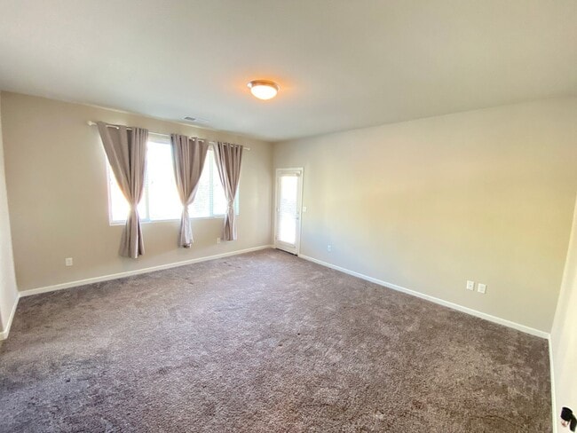 Building Photo - Great Home in Sparks