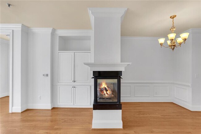 Building Photo - 2300 Peachford Rd