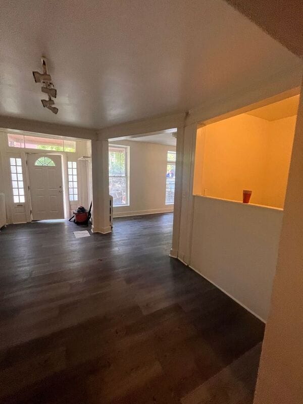 Building Photo - 107 E 33rd St