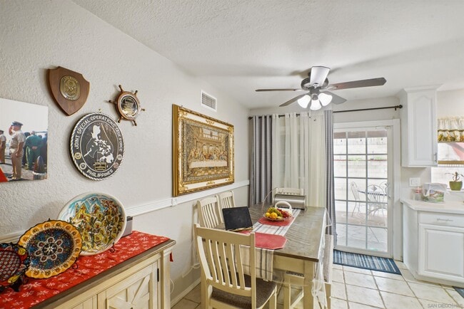 Building Photo - 1286 Waxwing Ln