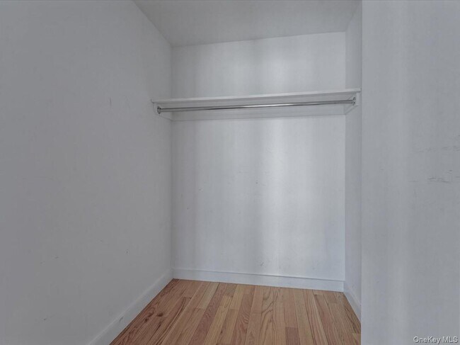 Building Photo - 133-38 Sanford Ave