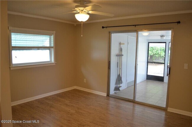 Building Photo - 1815 37th Ave