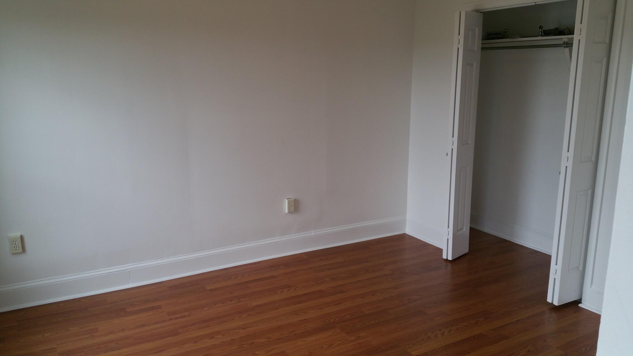 Building Photo - 53 Ten Broeck St