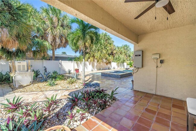 Building Photo - 8702 Blind Pass Rd