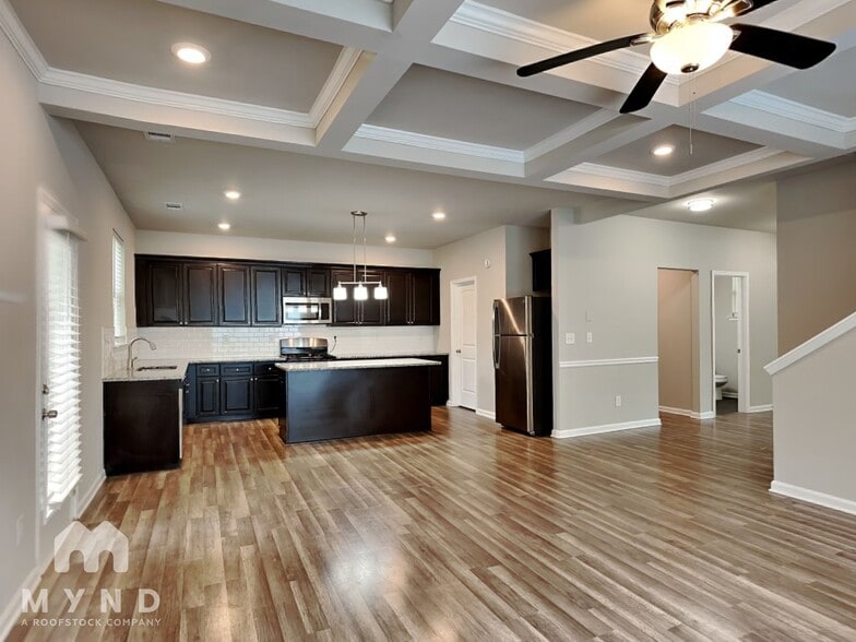Building Photo - 3341 Landings N Dr