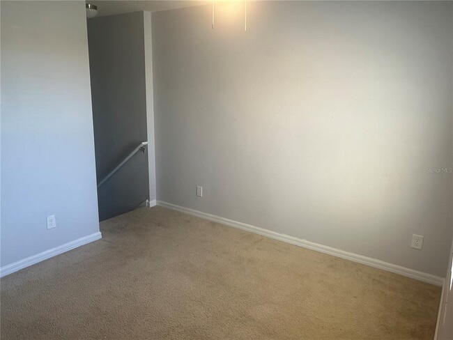 Building Photo - 14428 Dunrobin Dr
