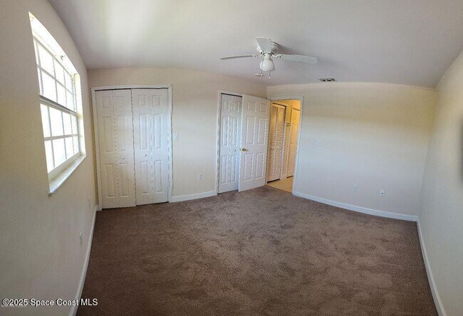 Building Photo - 255 Ulster Ln