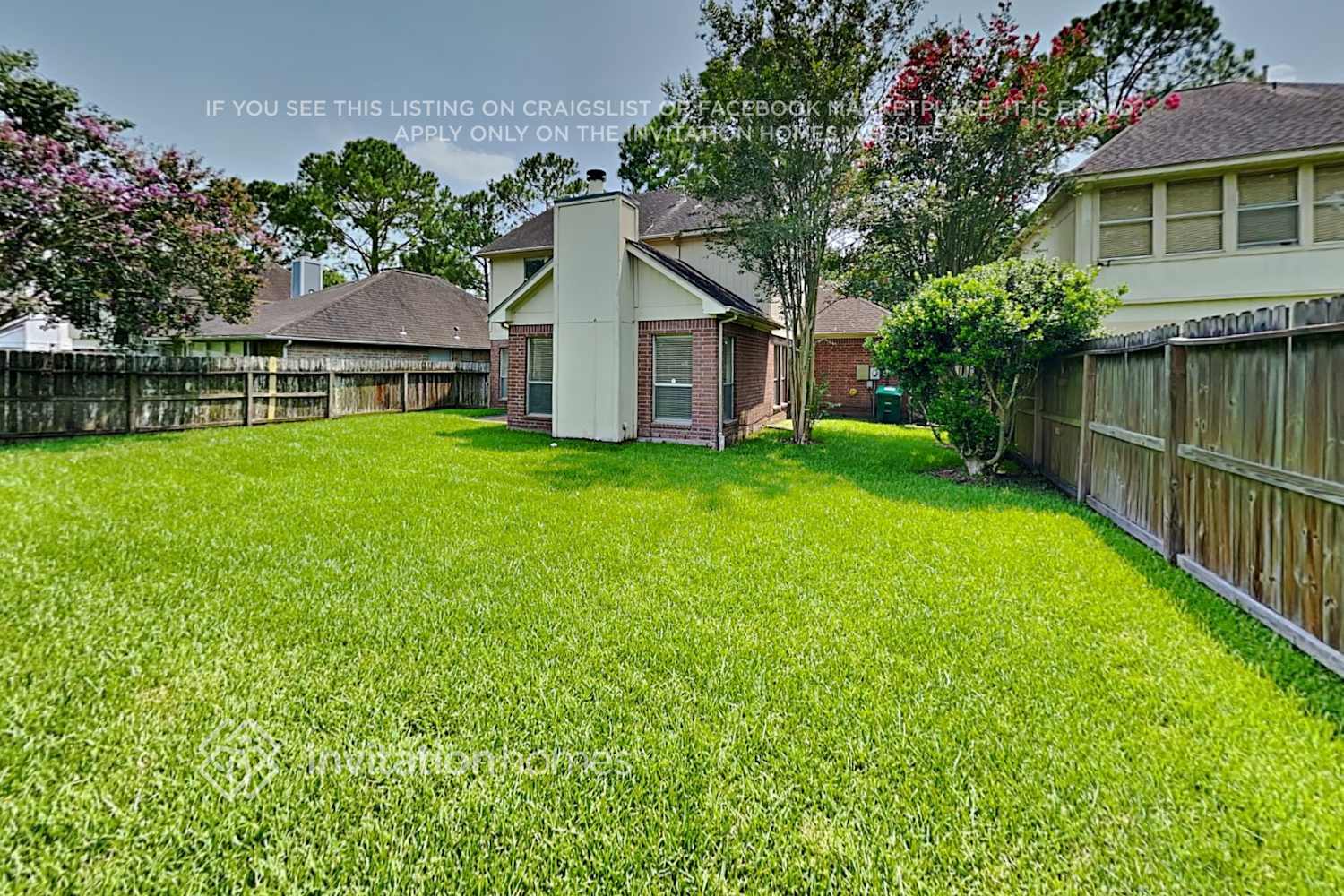 Building Photo - 14423 Sun Harbor Dr