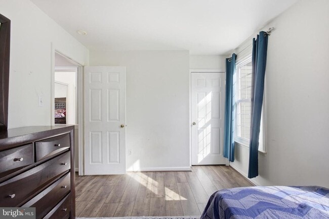 Building Photo - 8664 Pohick Forest Ct
