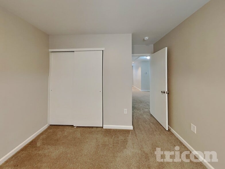 Building Photo - 4306 Red Hook Rd