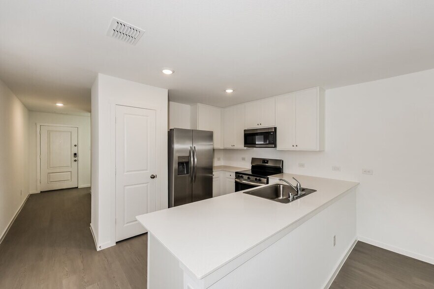 Building Photo - 110 Willow Wy