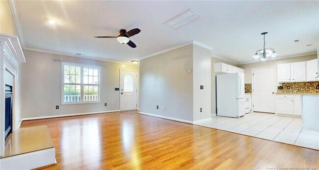 Building Photo - 10 Valley View Ct