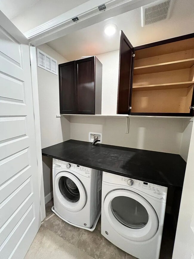 Building Photo - 121 Stevenson Blvd