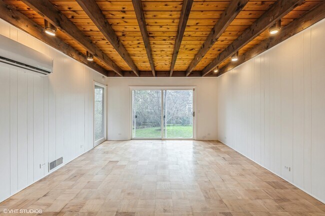 Building Photo - 1317 Ferndale Ave