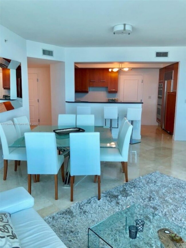 Building Photo - 3101 S Ocean Dr