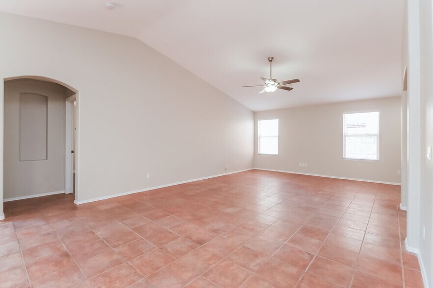 Building Photo - 3341 W Yellow Peak Dr