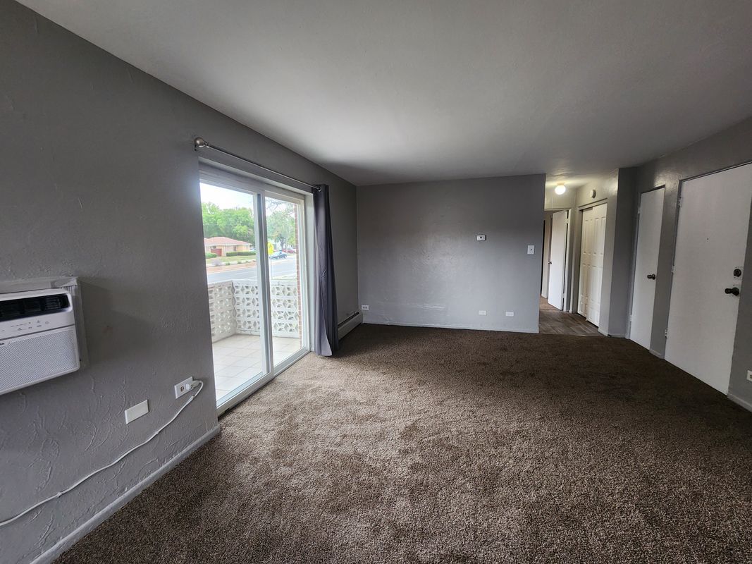 Building Photo - 1994 Elmira St