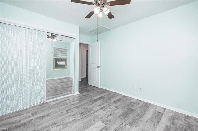 Building Photo - 1545 Lakeport Ct