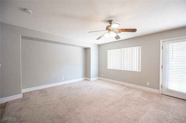 Building Photo - 211 Wicked Wedge Way