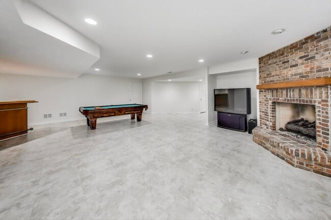 Building Photo - 1620 Timber Woods Ln