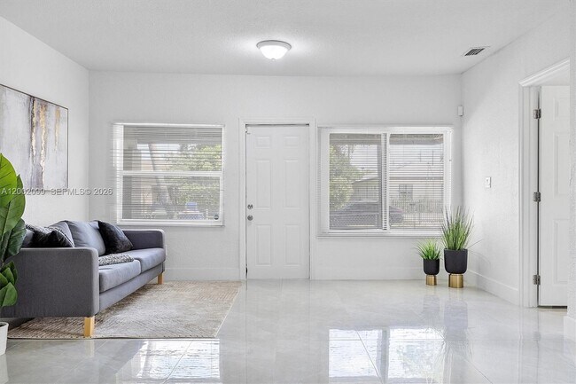 Building Photo - 1810 NW 47th St