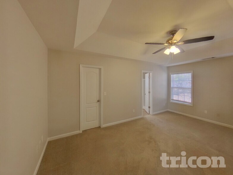 Building Photo - 177 Whetstone Way