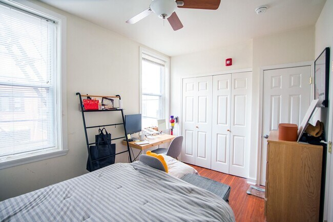 Building Photo - 1431 Lombard St