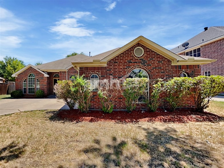 Primary Photo - 206 Ephraim Dr