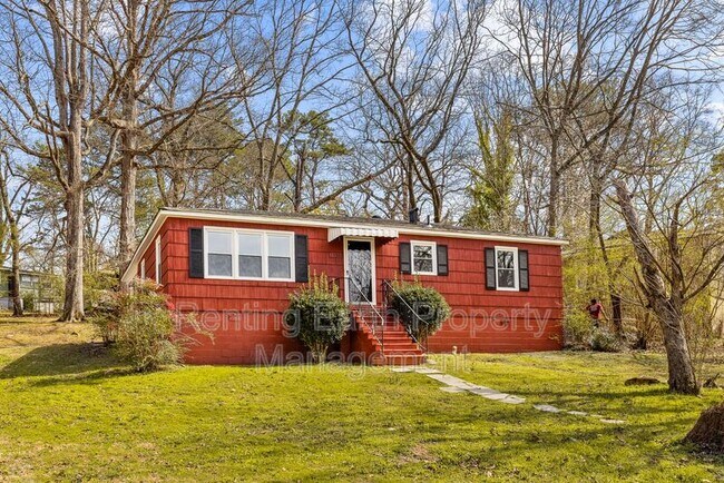 Primary Photo - 1333 5th Pl NW