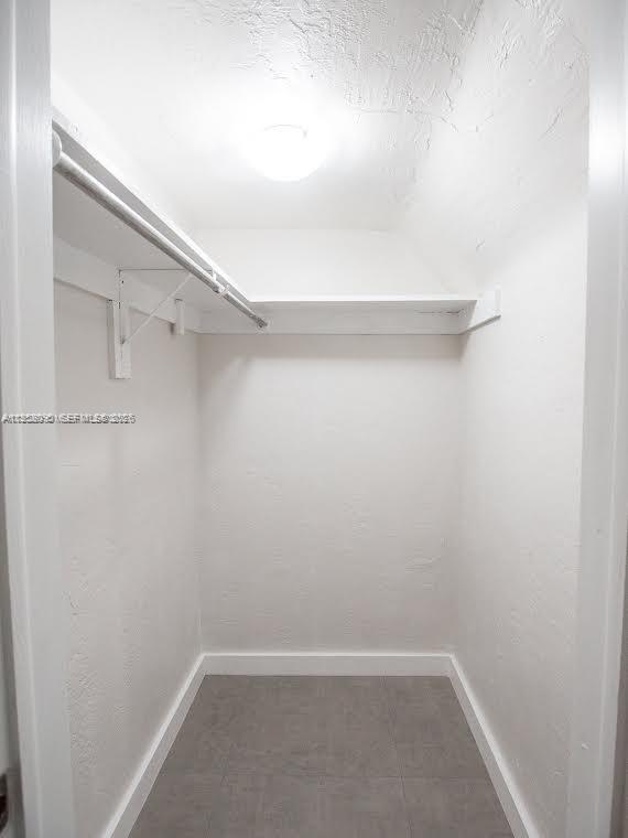 Building Photo - 8940 SW 95th Ave