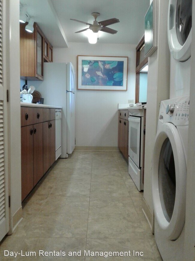 Building Photo - 2 br, 2 bath House - 2405 Kalanianaole Ave...
