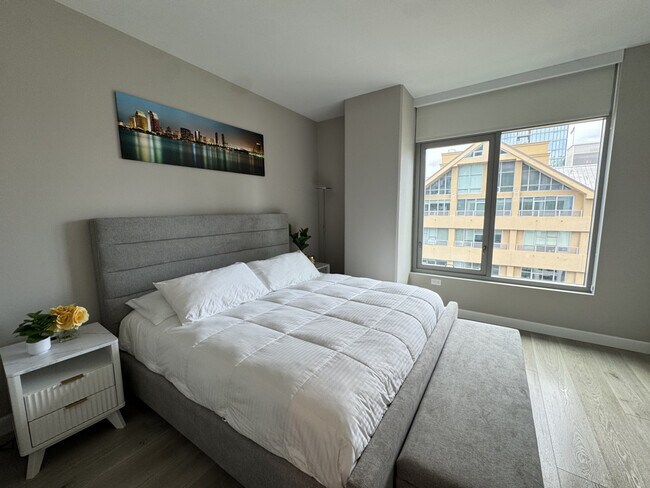 Building Photo - 1470 State St