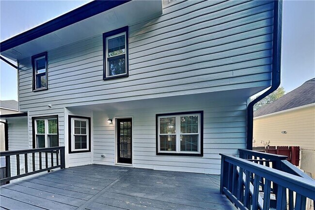 Building Photo - 2798 Beddington Way
