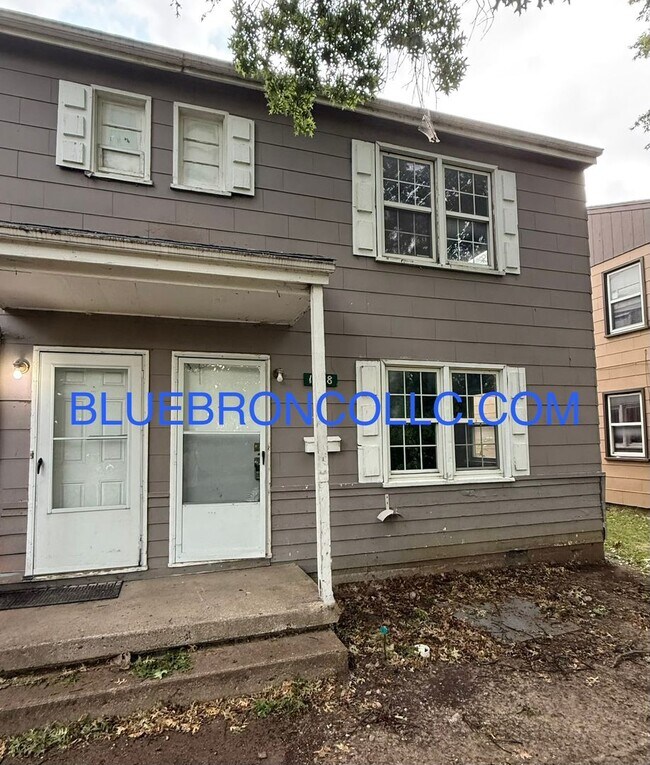 Building Photo - 1218 N Union St