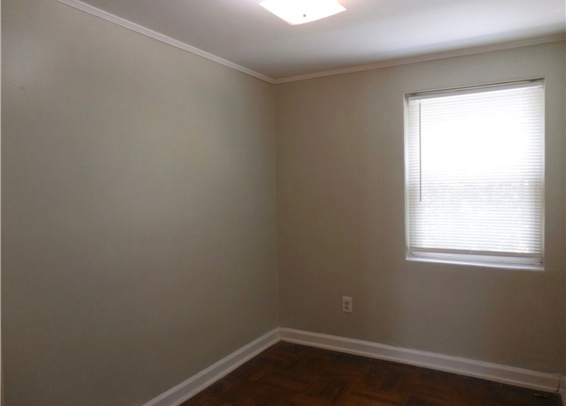 Bedroom - 123 Madison Dr