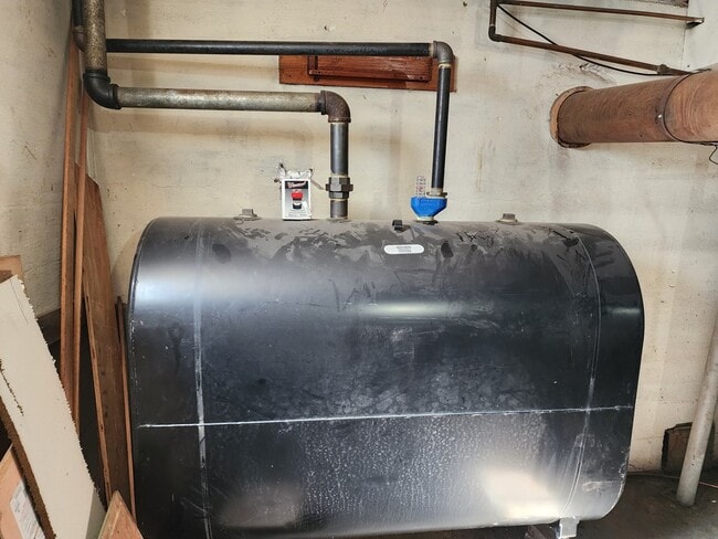 Building Photo - 7522 Utegg Rd