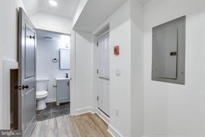 Building Photo - 2348 N Park Ave