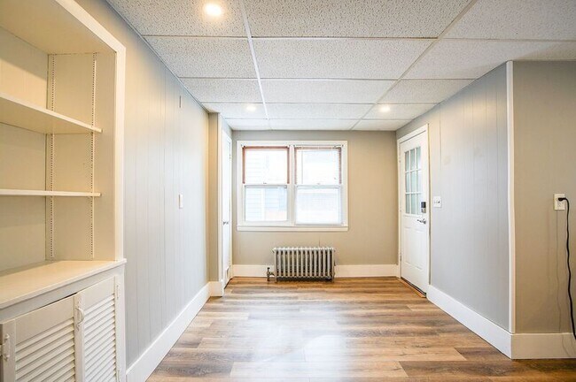 Building Photo - 50 Howes St