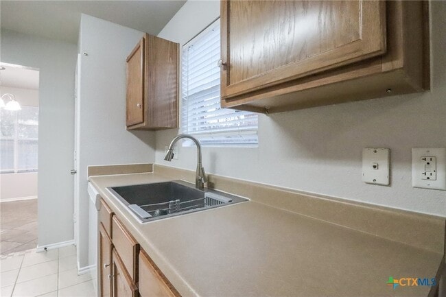 Building Photo - 1705 Liberty Hill Dr