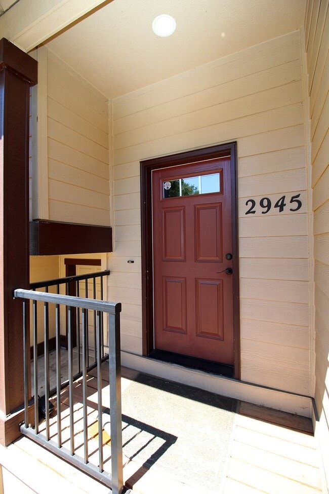 Building Photo - 2945 SW 187th Ave