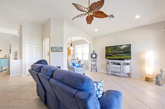 Building Photo - 3131 Meandering Way