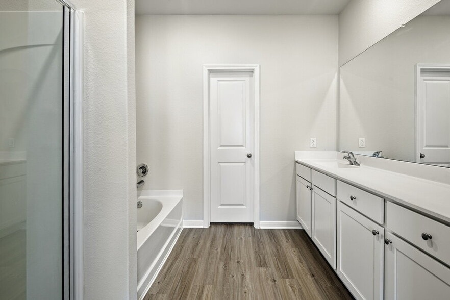 Building Photo - 409 Sunny Highlands Dr