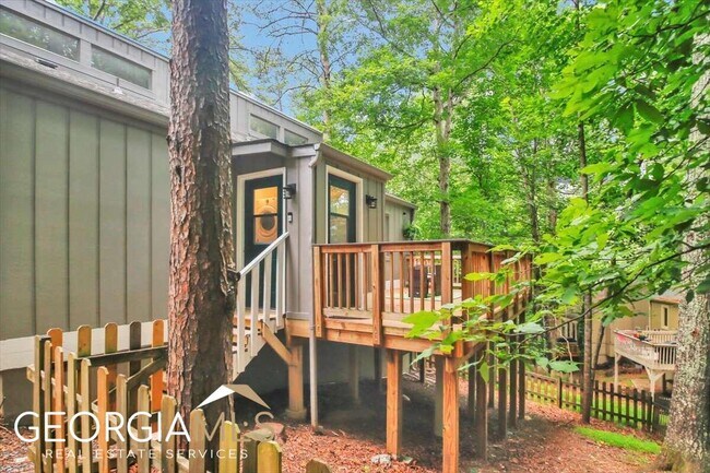 Building Photo - 228 Narrows Dr