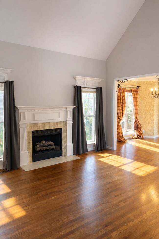 Building Photo - 2518 Wythe Close