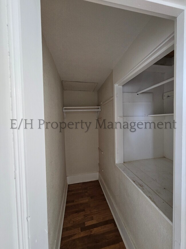 Building Photo - 244 N Athenian Ave