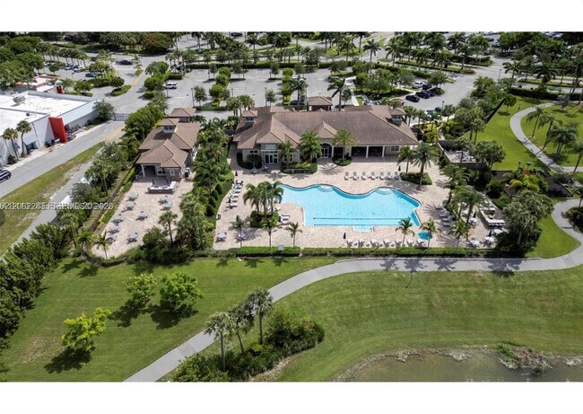 Building Photo - 1240 Eucalyptus Dr