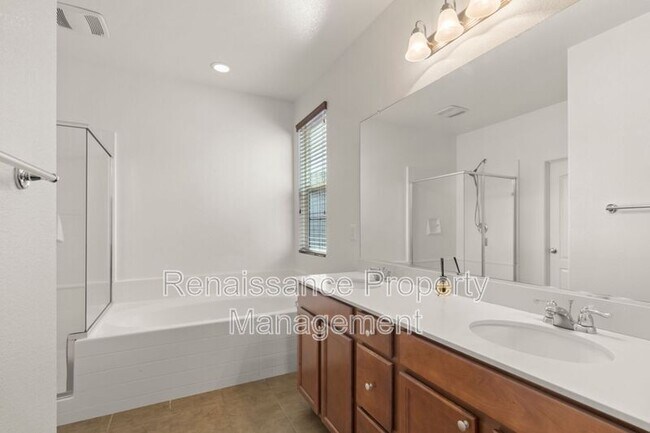 Building Photo - 4633 Appleglen St
