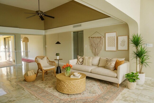 Building Photo - 4511 King Palm Dr